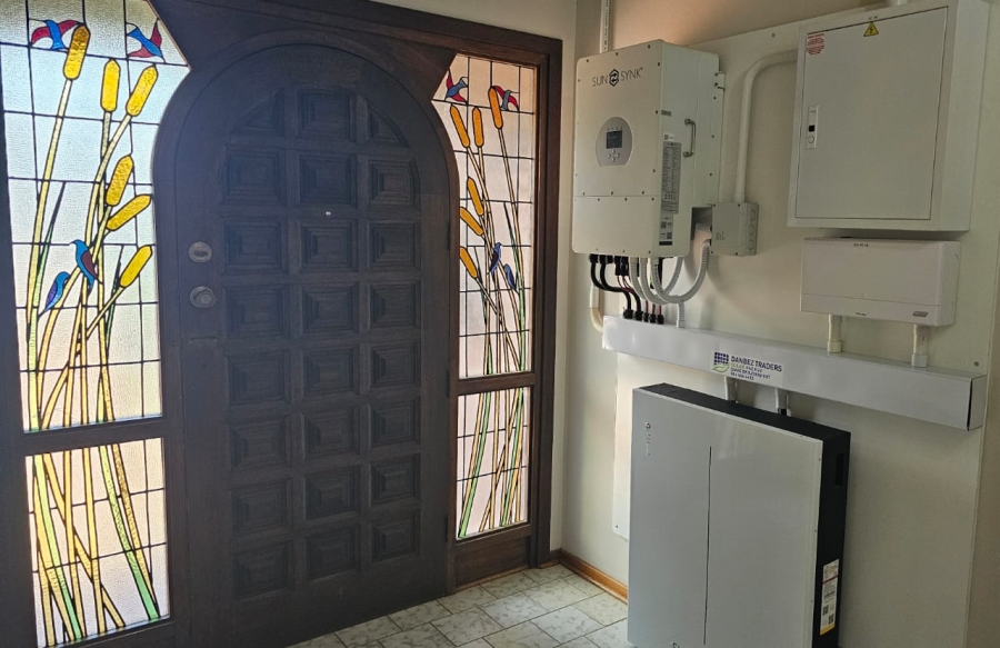 10 Bedroom Property for Sale in Warrenton Northern Cape